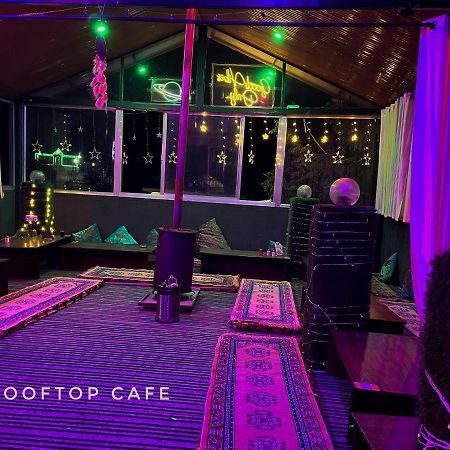 I Love Kasol Hostel & Rooftop Cafe Bagian luar foto
