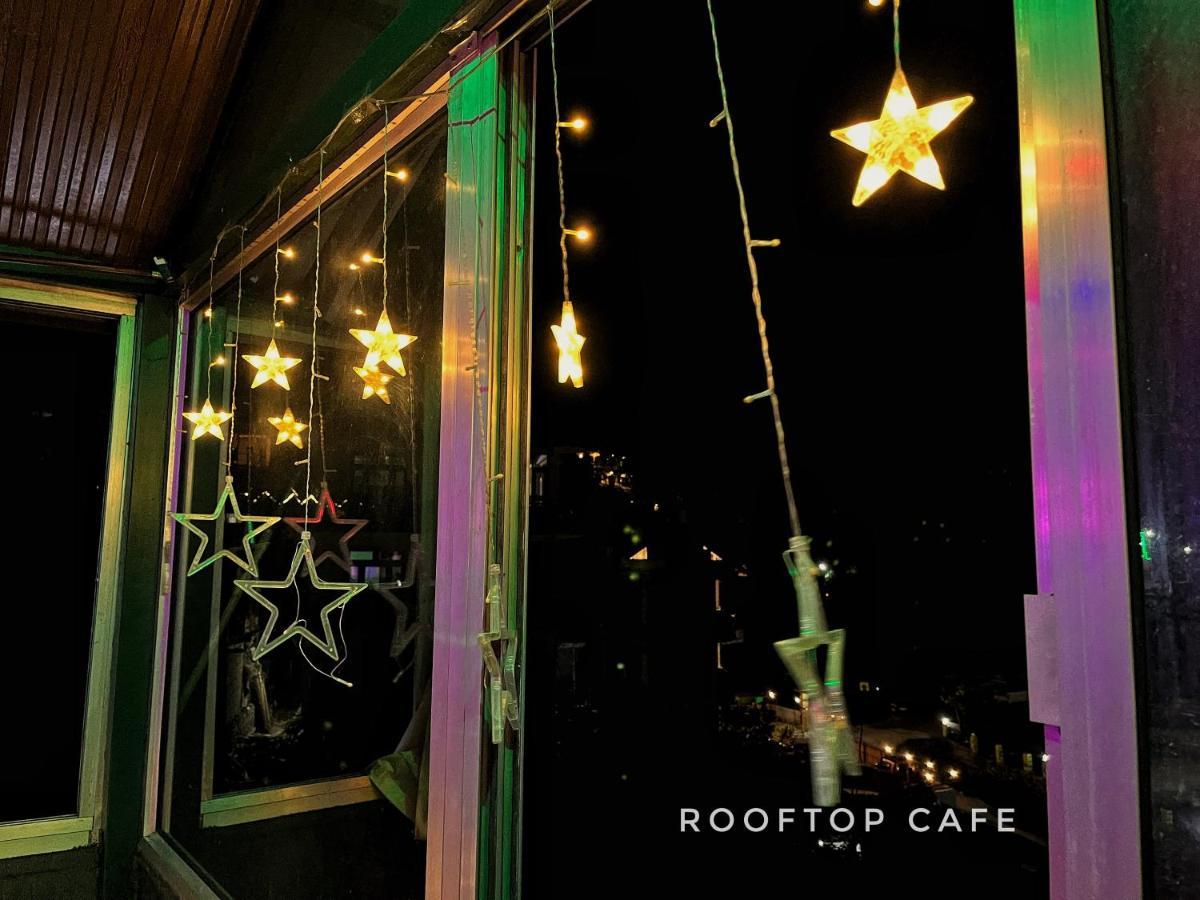 I Love Kasol Hostel & Rooftop Cafe Bagian luar foto